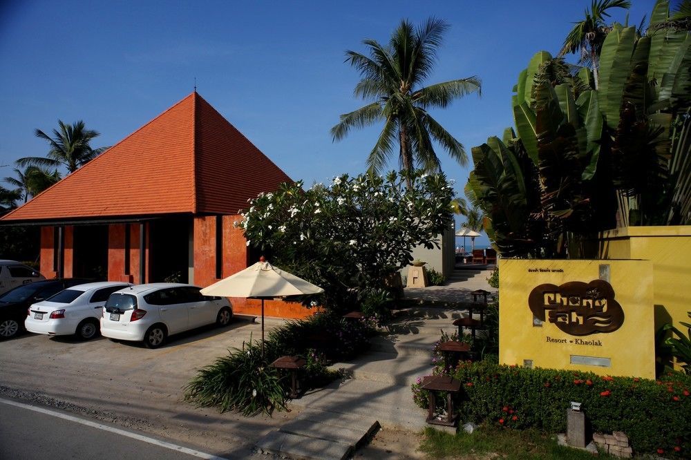 Chongfah Beach Resort Khaolak - Sha Extra Plus Khao Lak Exterior foto